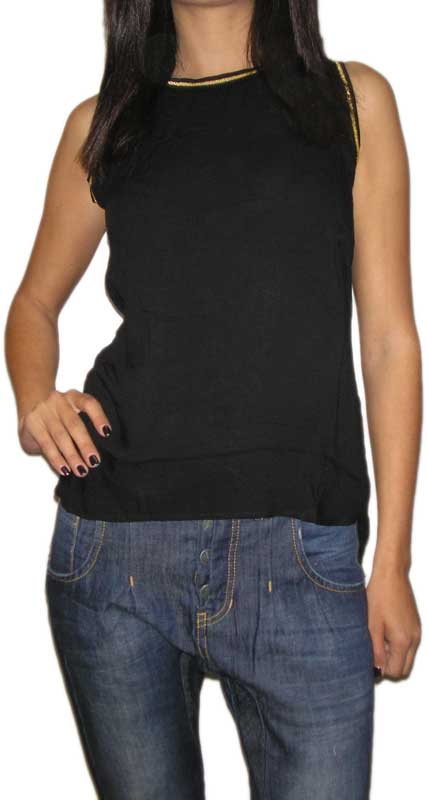 Γυναικεία αμάνικη μπλούζα σε μαύρο