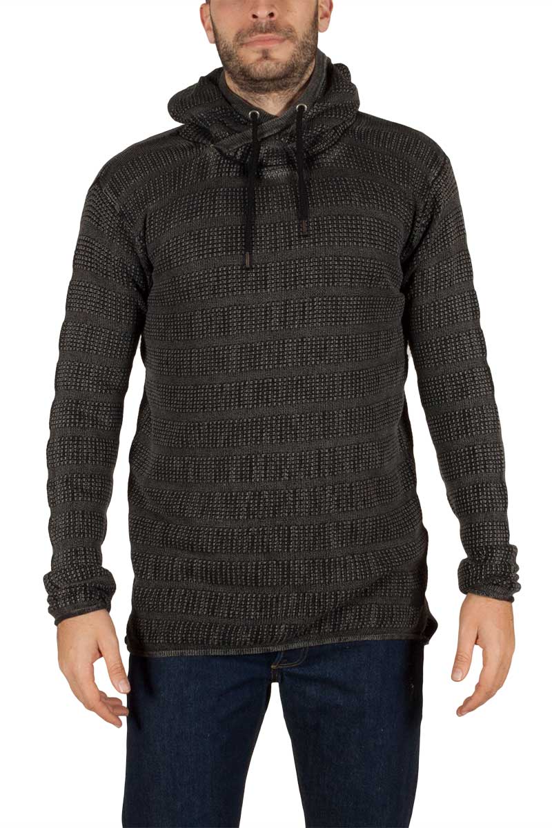 Ανδρικό πουλόβερ μαύρο με κουκούλα