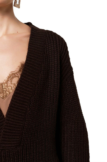 Rut & Circle Melody V-neck knit dark brown