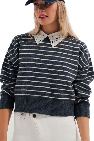 Q2 cropped knit sweater blue white stripes