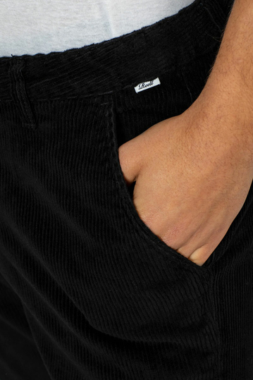 Reell Regular Flex chino black cord