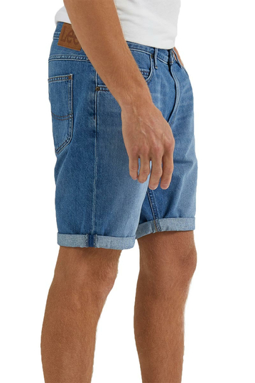 Lee Rider shorts - blue bird mid worn