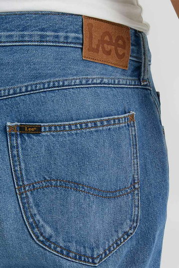 Lee Rider shorts - blue bird mid worn