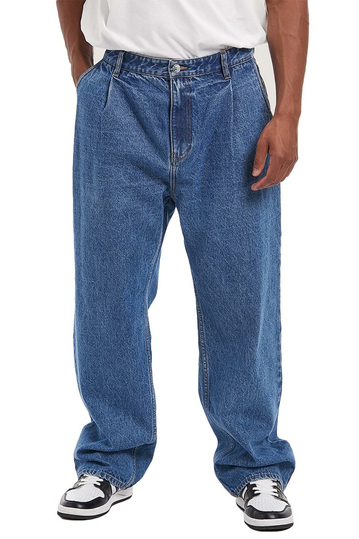Alcott Wide Leg Jeans With Darts