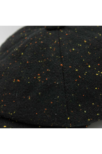 Wool flat cap with earflaps in tweed black