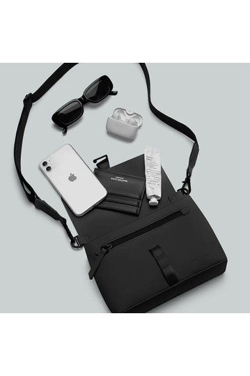 Gaston Luga Spläsh Crossbody Bag Waterproof Taupe