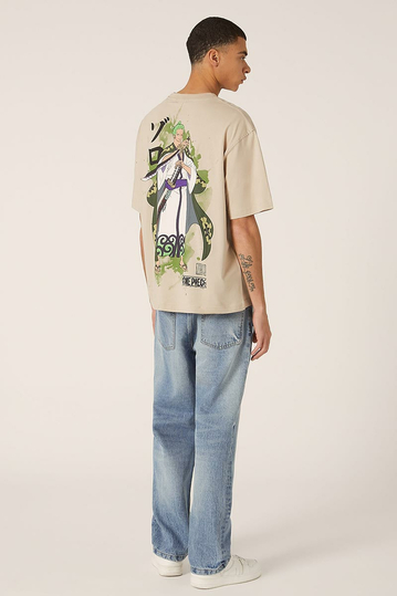 Alcott Boxy Fit T-shirt One Piece Zoro Beige
