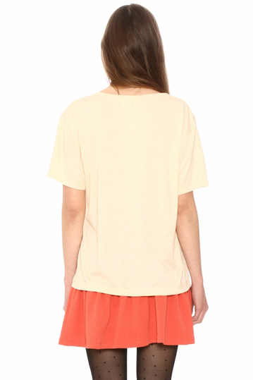 Pepaloves women's chest pocket t-shirt in cream