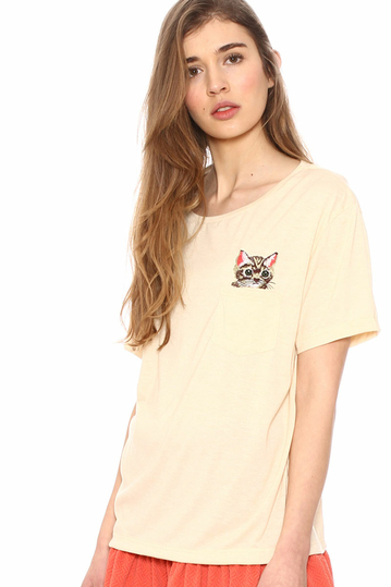Pepaloves women's chest pocket t-shirt in cream