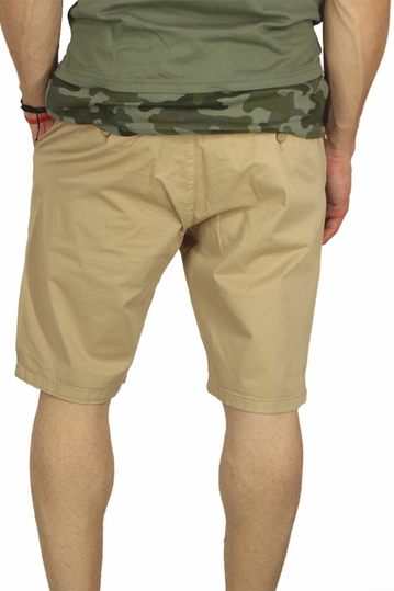 Ανδρική chino βερμούδα κάμελ με μικρό πουά