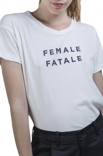 Thinking Mu Female Fatal t-shirt snow white