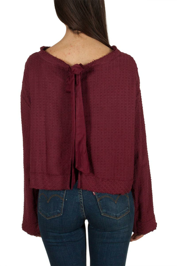 Free People Waking in Hueco μακρυμάνικη μπλούζα μπορντό με ανοιχτή πλάτη