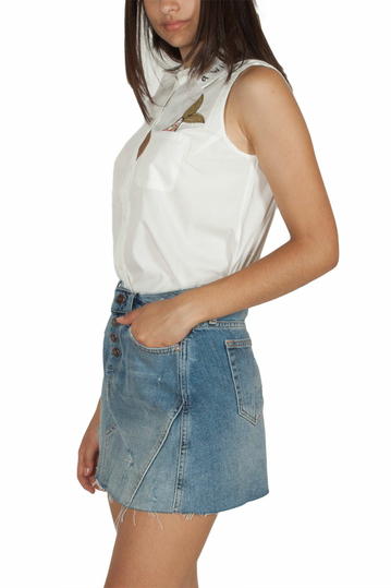 Migle + me αμάνικο πουκάμισο λευκό με κέντημα